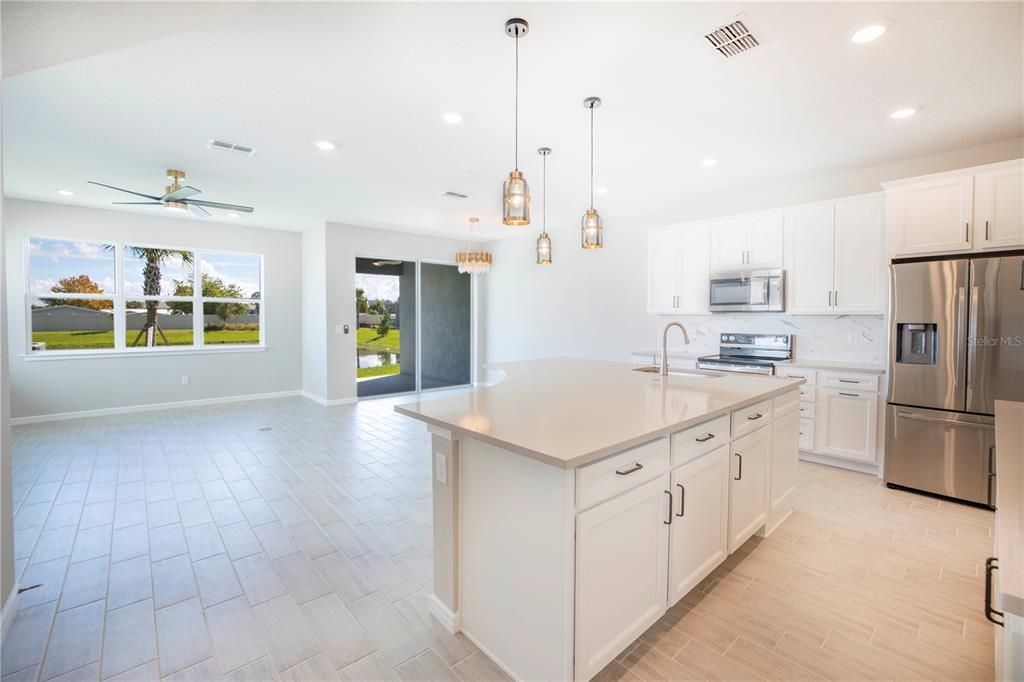 For Rent: $3,800 (3 beds, 2 baths, 2010 Square Feet)