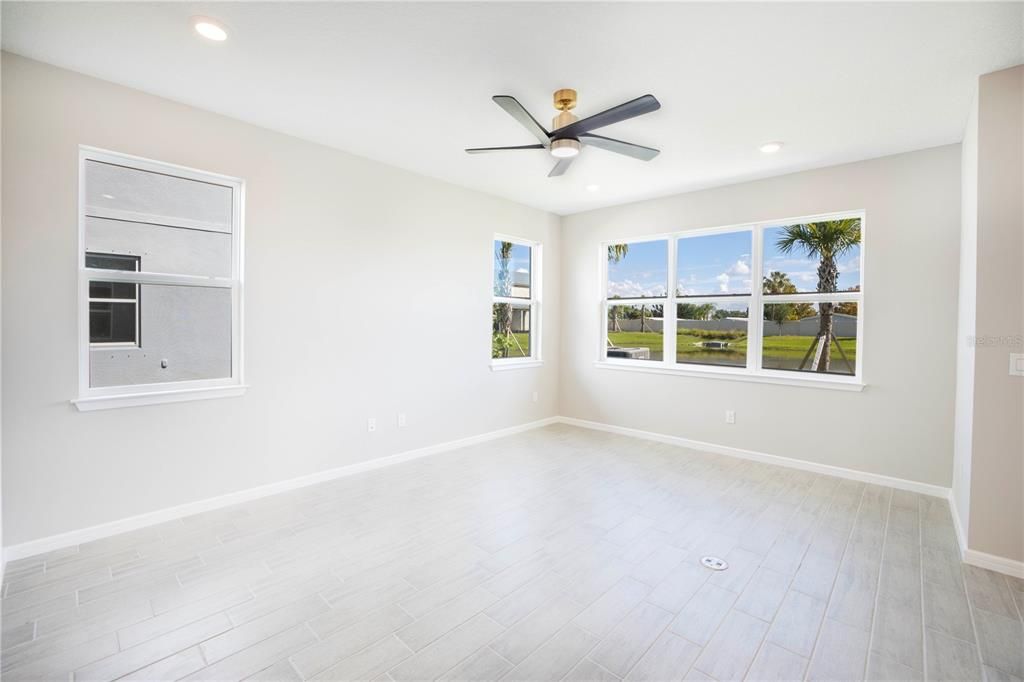 For Rent: $3,800 (3 beds, 2 baths, 2010 Square Feet)
