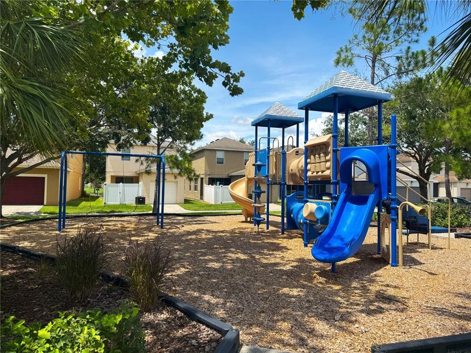 For Rent: $2,150 (2 beds, 2 baths, 1588 Square Feet)