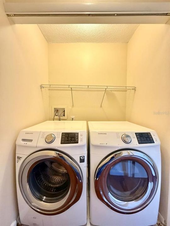 В аренду: $2,100 (3 спален, 2 ванн, 1588 Квадратных фут)