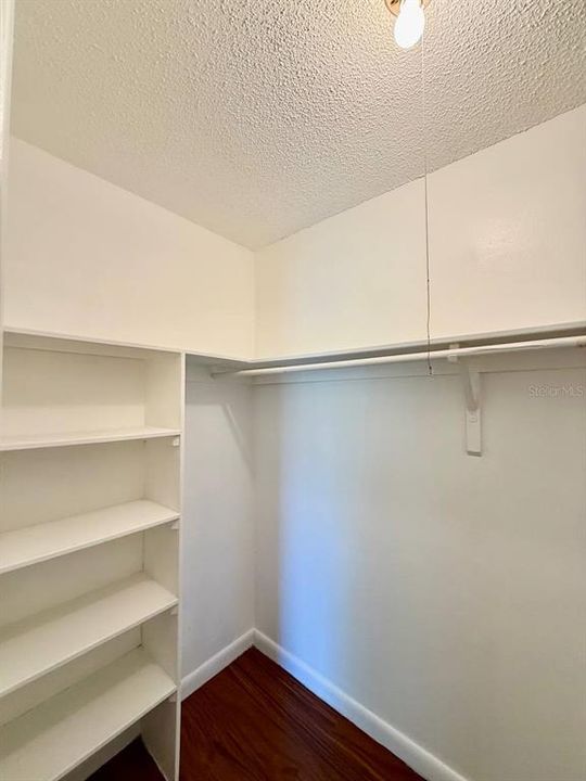 В аренду: $2,100 (3 спален, 2 ванн, 1588 Квадратных фут)