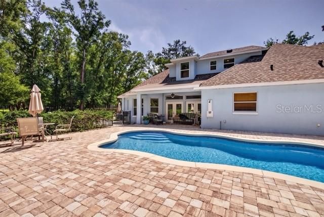 For Sale: $2,495,000 (5 beds, 4 baths, 3545 Square Feet)