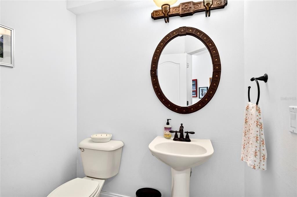For Sale: $2,495,000 (5 beds, 4 baths, 3545 Square Feet)