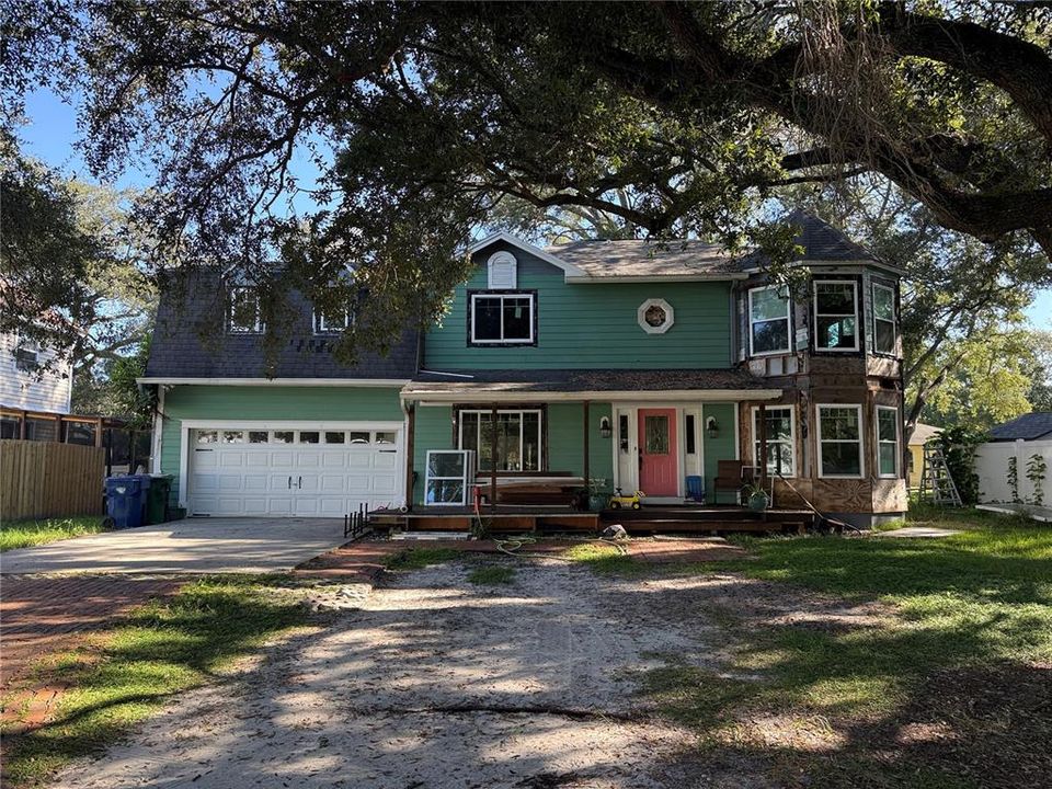En Venta: $599,000 (3 camas, 2 baños, 2384 Pies cuadrados)