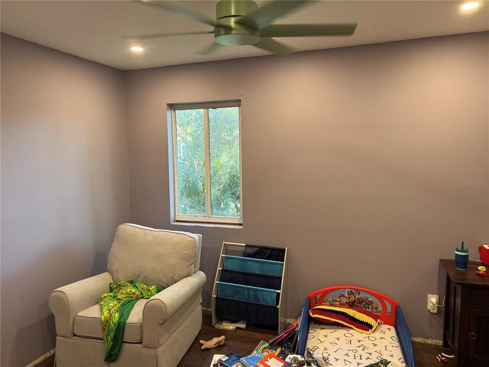 En Venta: $599,000 (3 camas, 2 baños, 2384 Pies cuadrados)