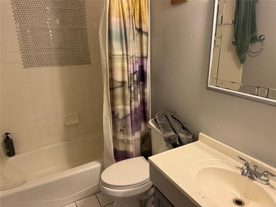 En Venta: $599,000 (3 camas, 2 baños, 2384 Pies cuadrados)