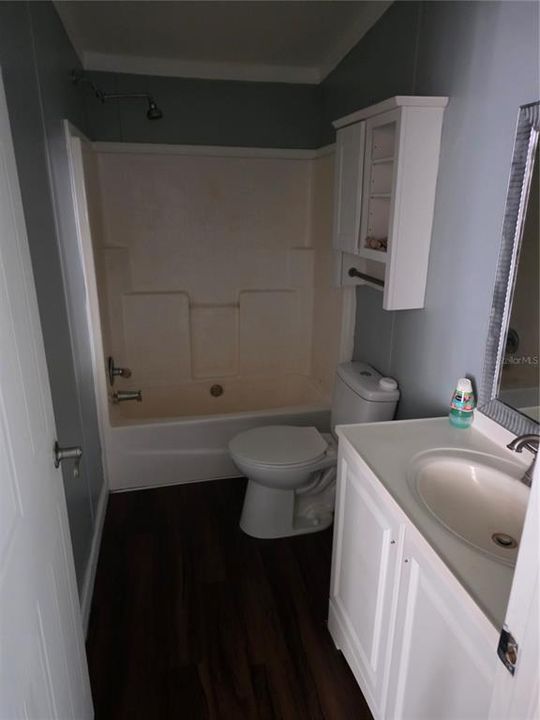 For Sale: $290,000 (3 beds, 2 baths, 1809 Square Feet)