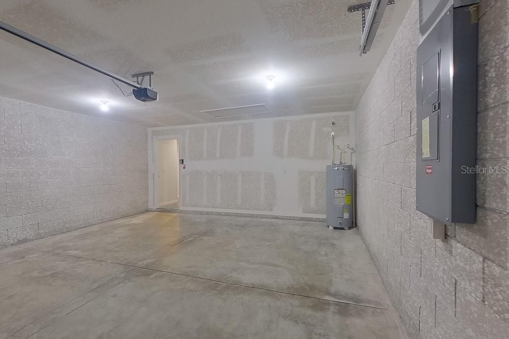 For Rent: $1,425 (2 beds, 2 baths, 1120 Square Feet)