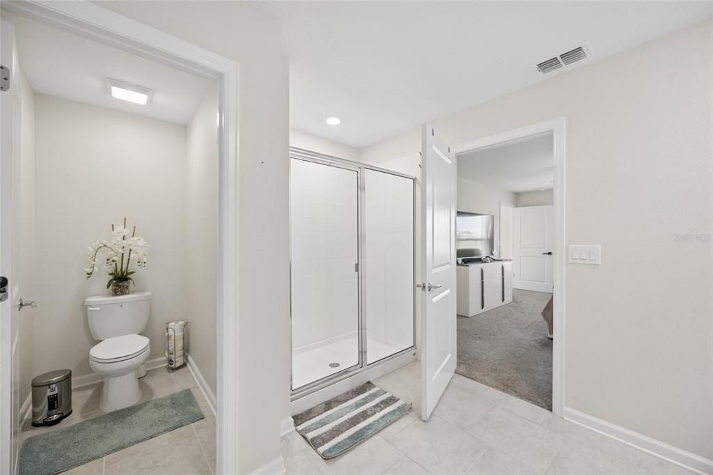 For Rent: $2,500 (4 beds, 2 baths, 1950 Square Feet)