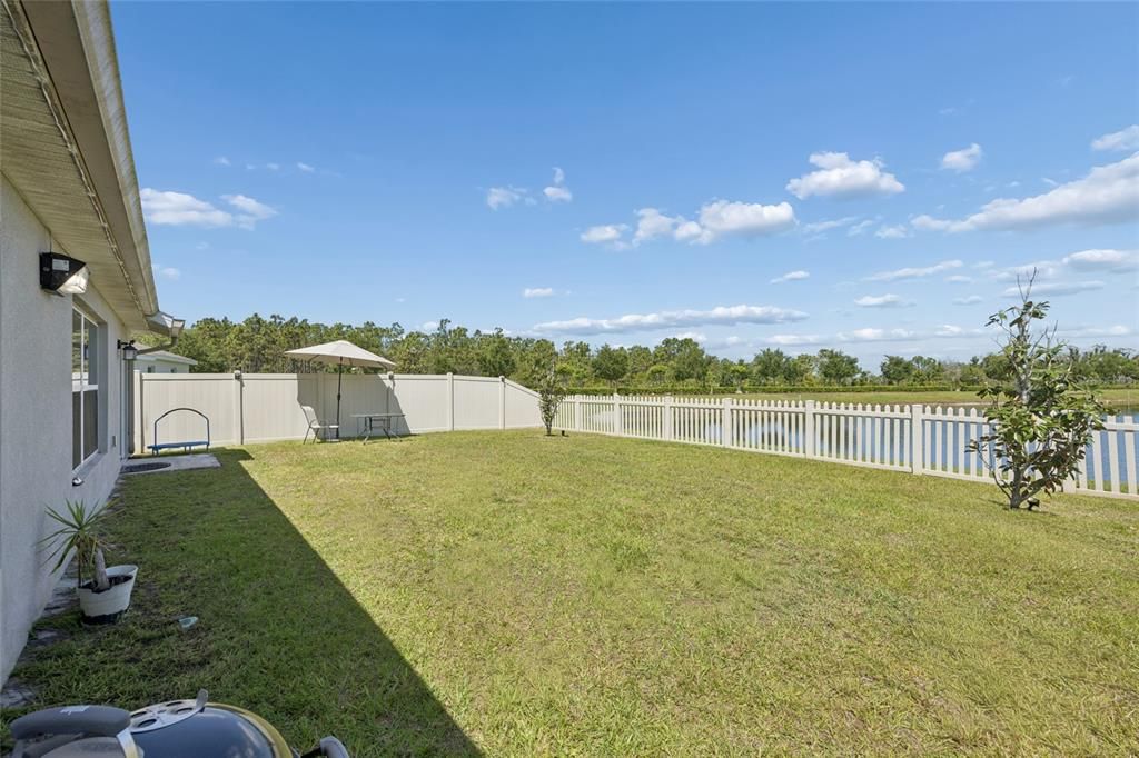 For Rent: $2,500 (4 beds, 2 baths, 1950 Square Feet)