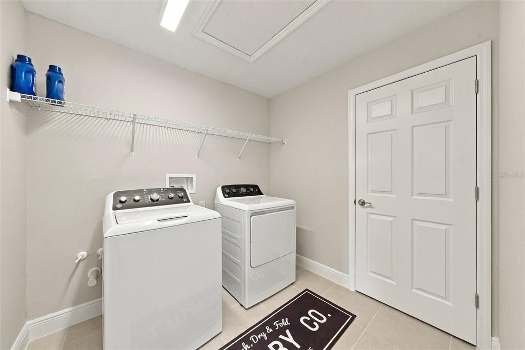 For Sale: $474,999 (4 beds, 2 baths, 2810 Square Feet)