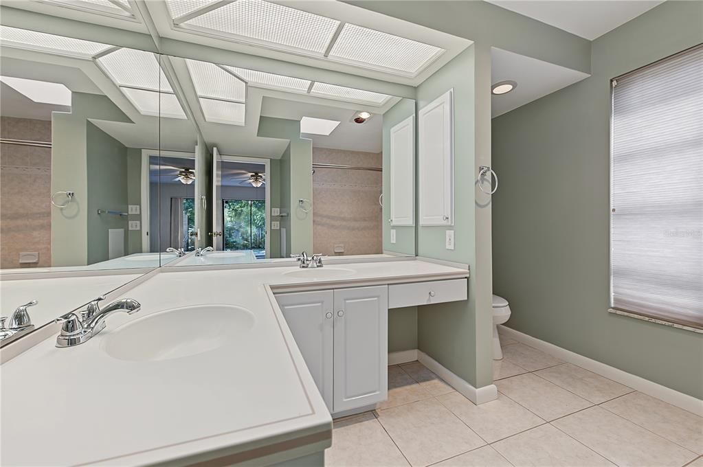 For Rent: $3,000 (3 beds, 2 baths, 2108 Square Feet)