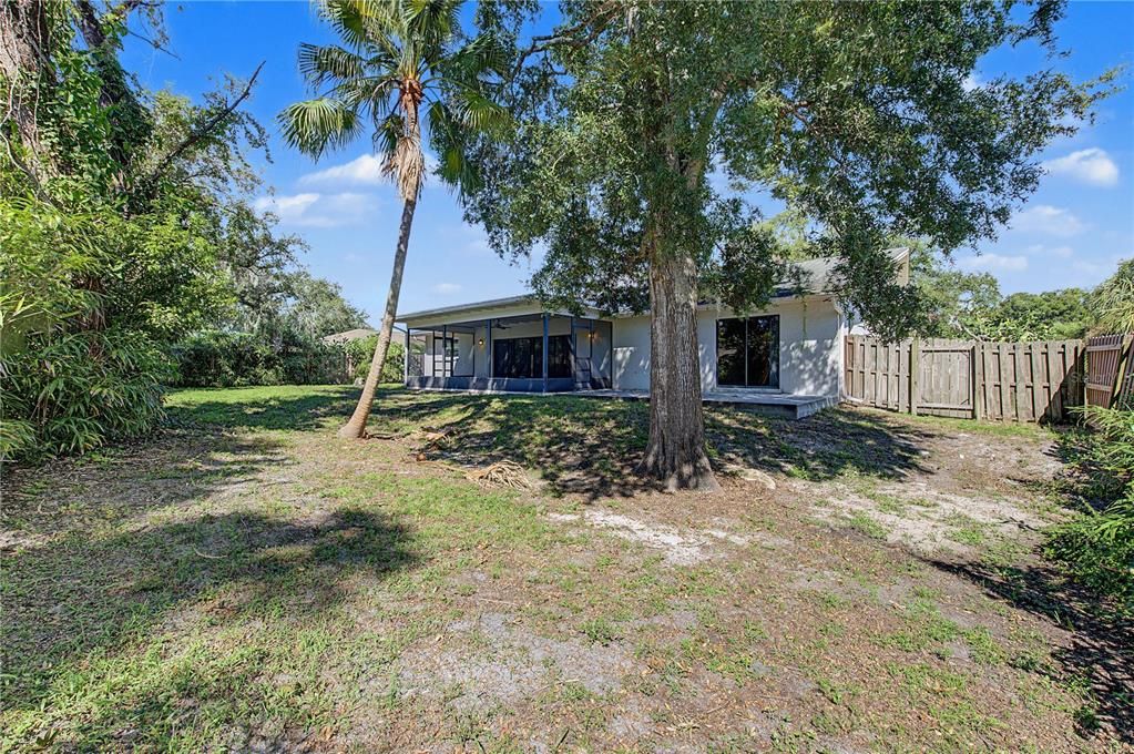 For Rent: $3,000 (3 beds, 2 baths, 2108 Square Feet)