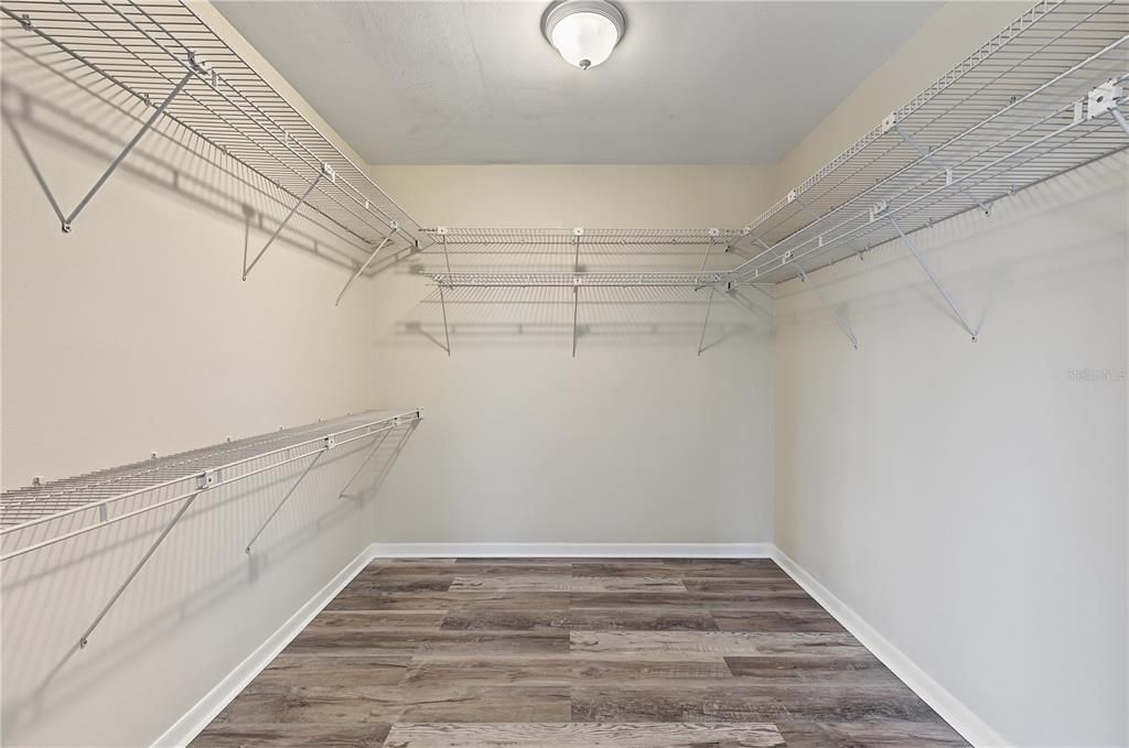 For Rent: $3,000 (3 beds, 2 baths, 2108 Square Feet)