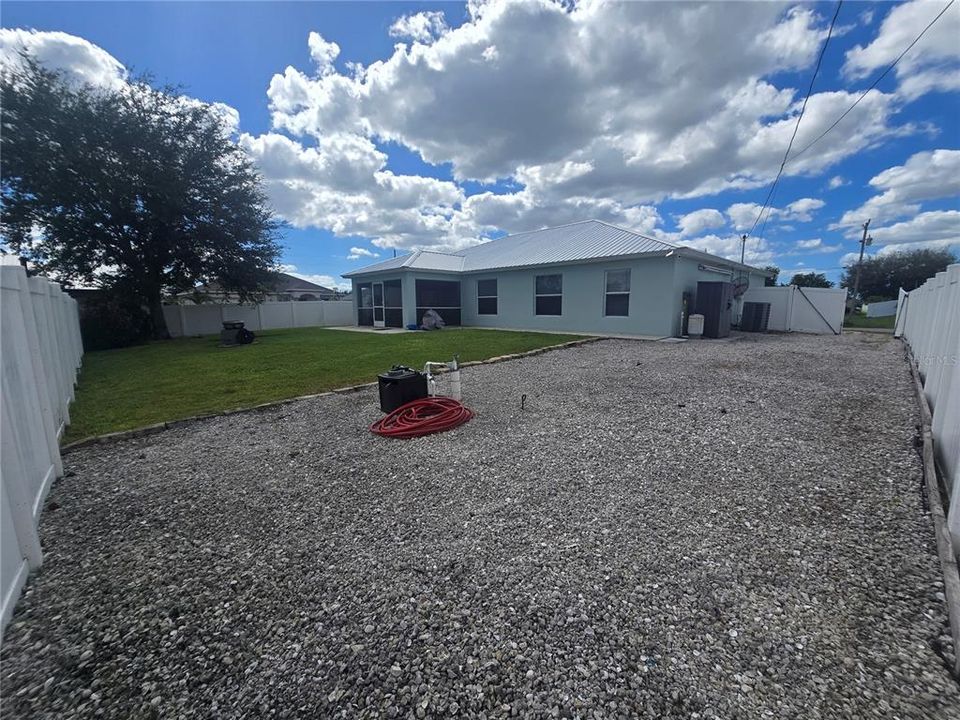 En Venta: $359,900 (3 camas, 2 baños, 1993 Pies cuadrados)