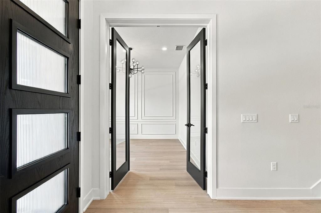 For Sale: $1,485,000 (4 beds, 4 baths, 3972 Square Feet)