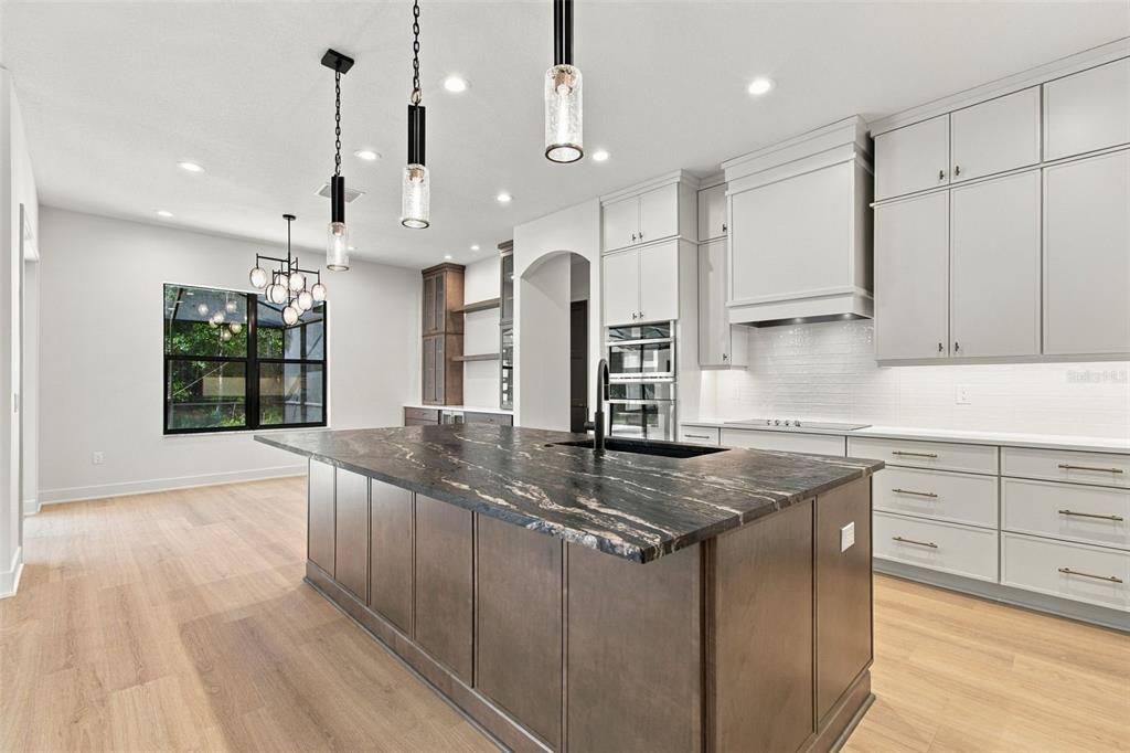 For Sale: $1,485,000 (4 beds, 4 baths, 3972 Square Feet)