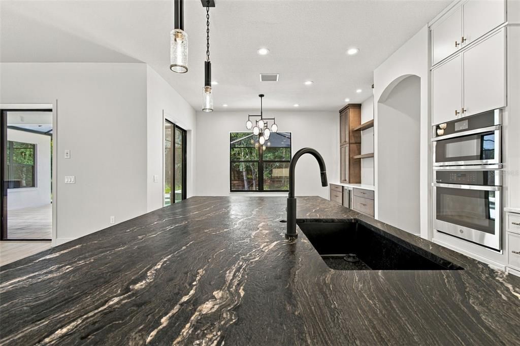 For Sale: $1,485,000 (4 beds, 4 baths, 3972 Square Feet)