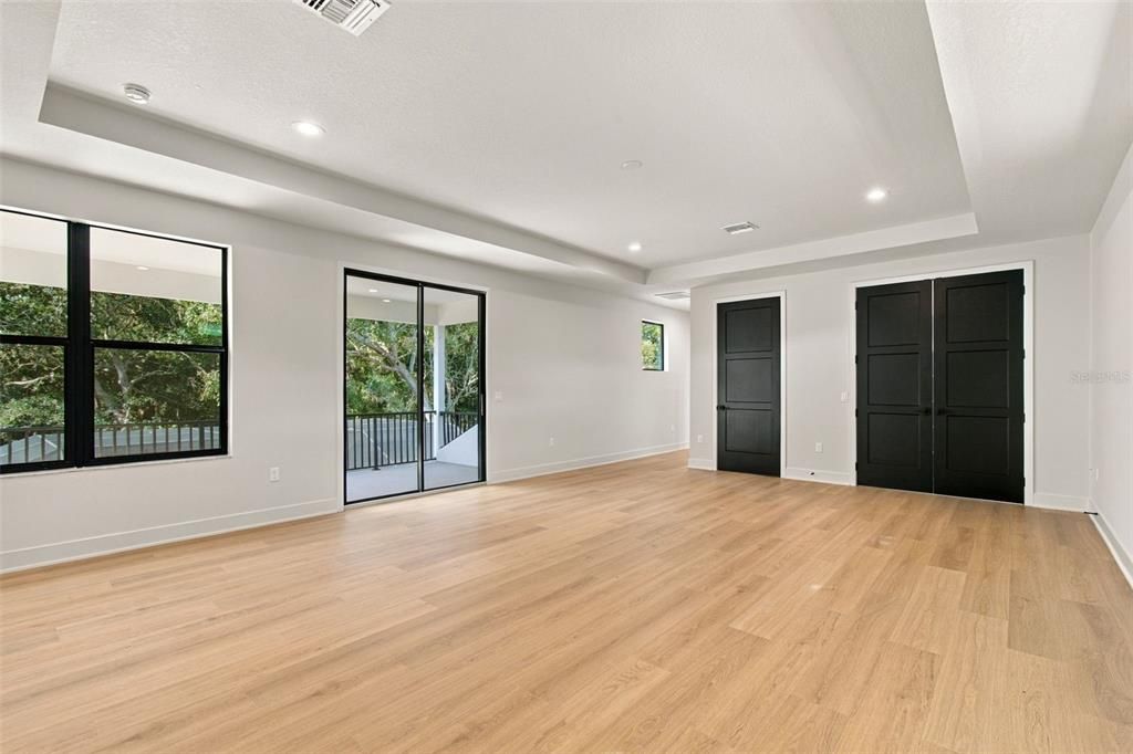 For Sale: $1,485,000 (4 beds, 4 baths, 3972 Square Feet)