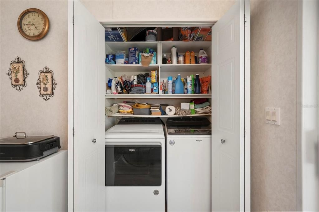 For Sale: $155,000 (2 beds, 2 baths, 1269 Square Feet)