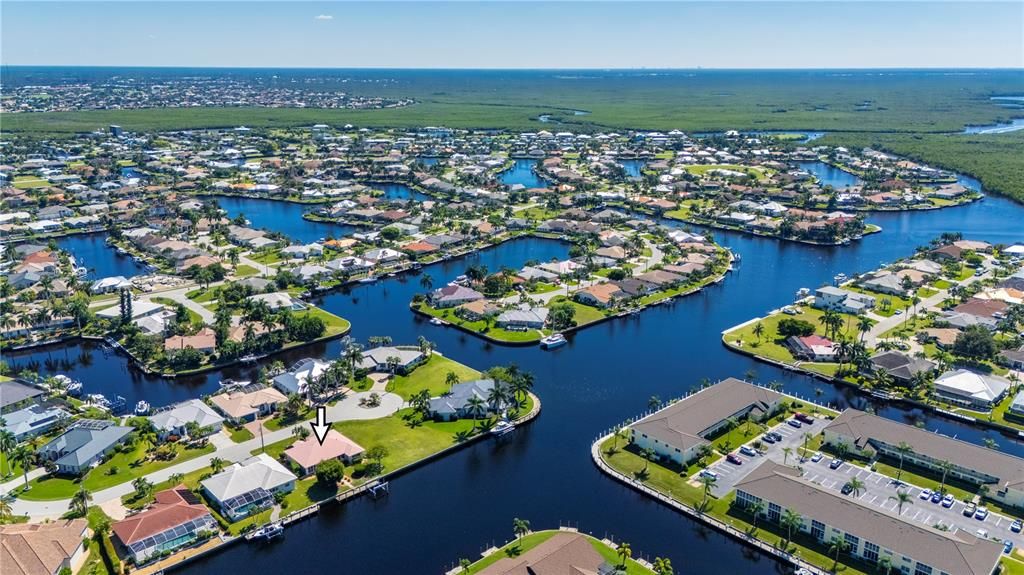 На продажу: $589,000 (3 спален, 2 ванн, 1922 Квадратных фут)