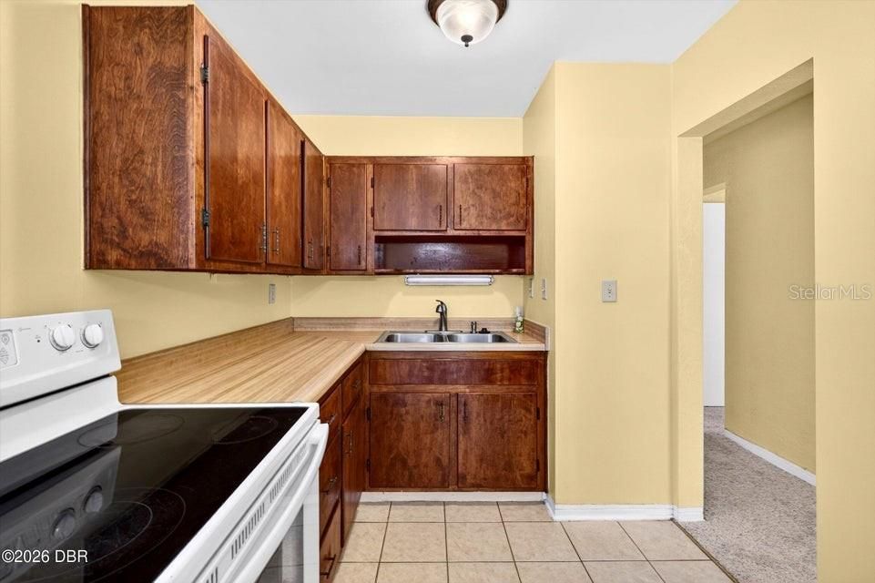 For Sale: $245,000 (3 beds, 2 baths, 1178 Square Feet)