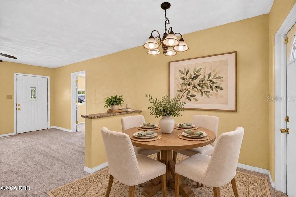 For Sale: $245,000 (3 beds, 2 baths, 1178 Square Feet)