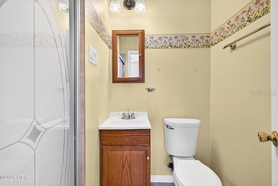 For Sale: $245,000 (3 beds, 2 baths, 1178 Square Feet)