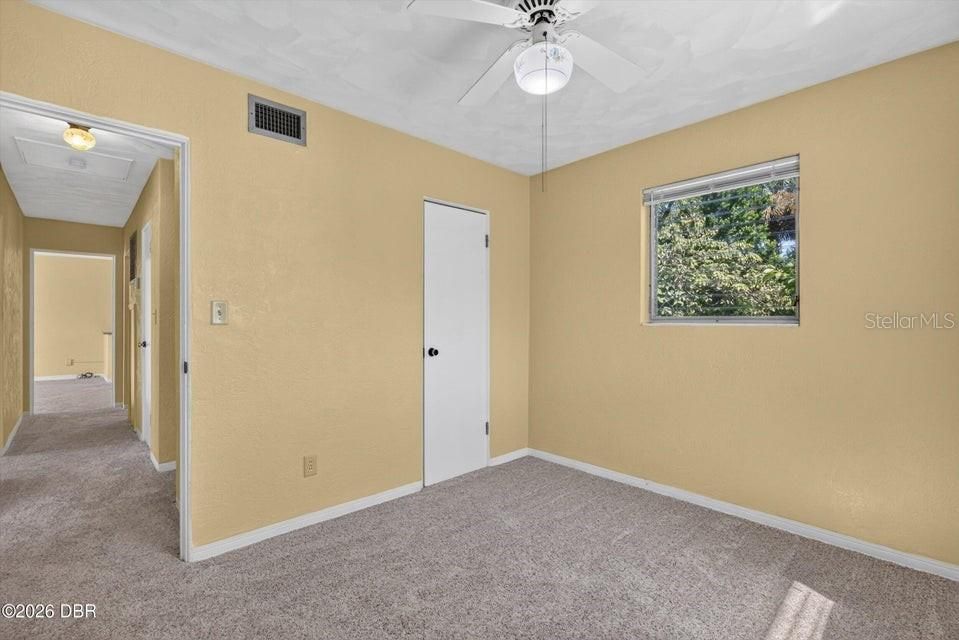 For Sale: $245,000 (3 beds, 2 baths, 1178 Square Feet)