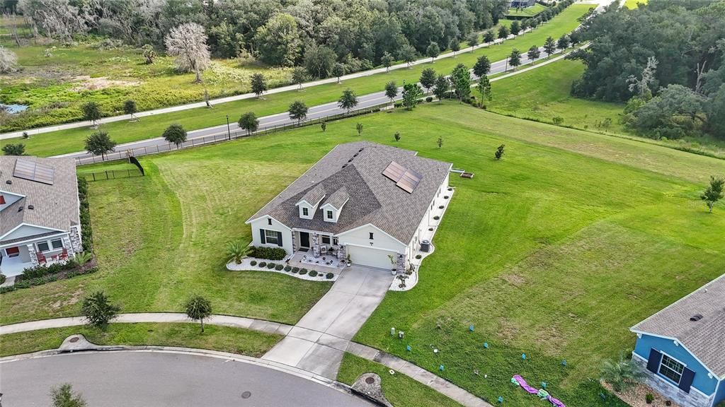 For Sale: $549,000 (4 beds, 3 baths, 2909 Square Feet)