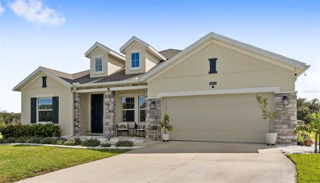 For Sale: $549,000 (4 beds, 3 baths, 2909 Square Feet)