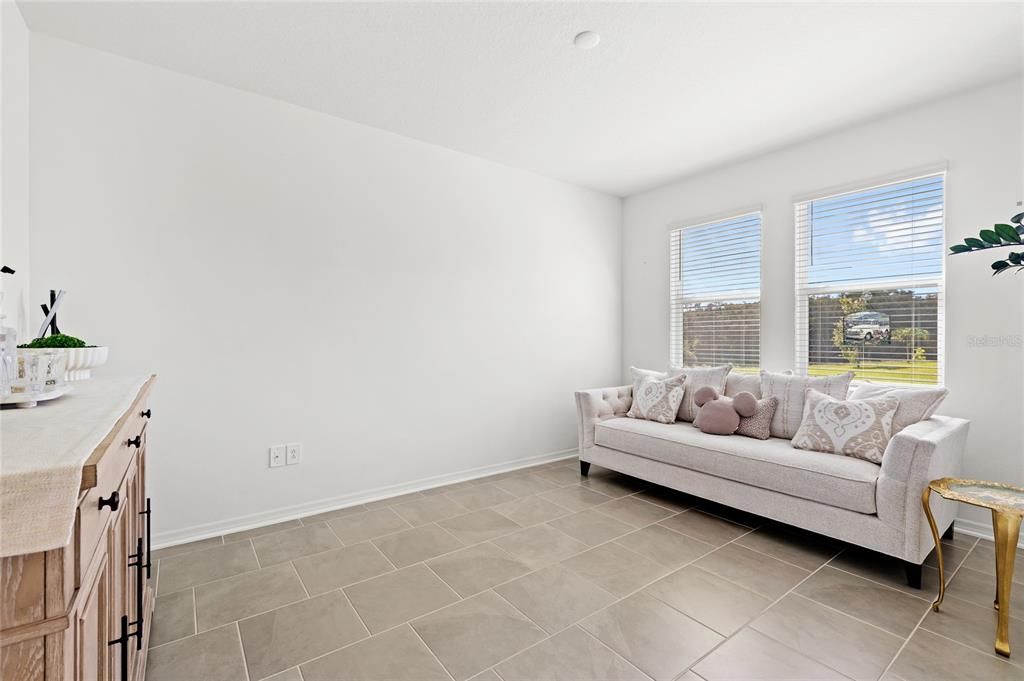 For Sale: $549,000 (4 beds, 3 baths, 2909 Square Feet)
