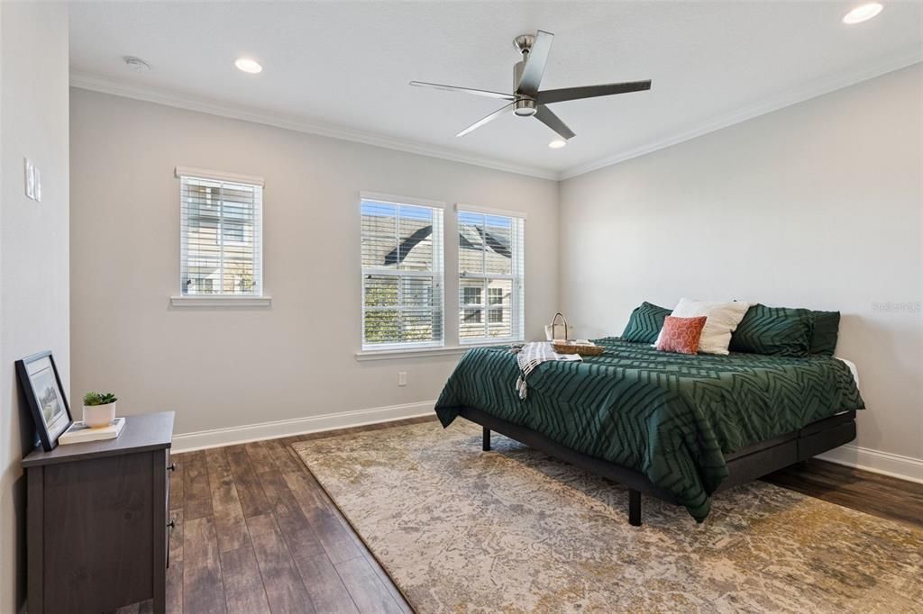 Active With Contract: $519,000 (2 beds, 2 baths, 1782 Square Feet)