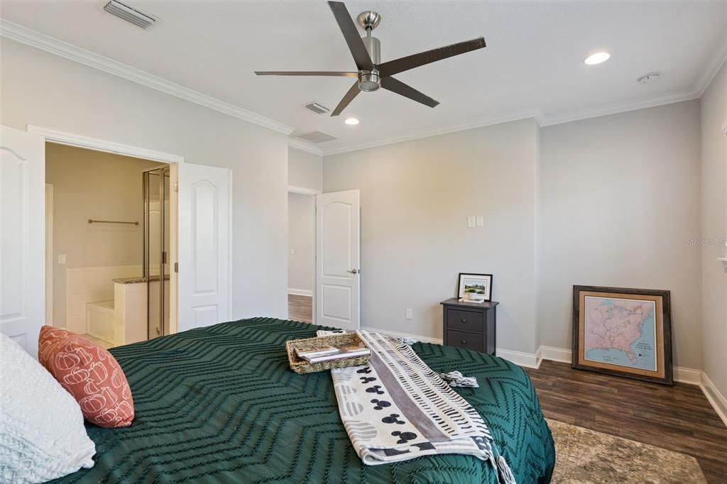 Active With Contract: $519,000 (2 beds, 2 baths, 1782 Square Feet)