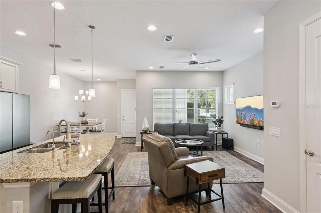 Active With Contract: $519,000 (2 beds, 2 baths, 1782 Square Feet)