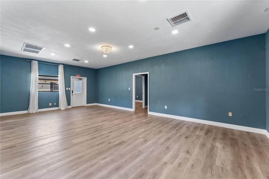 For Sale: $875,000 (0 beds, 0 baths, 5675 Square Feet)