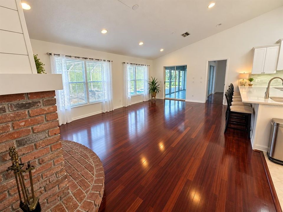 For Sale: $419,900 (4 beds, 2 baths, 2317 Square Feet)