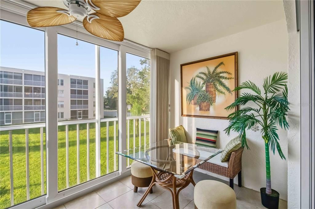 For Sale: $220,000 (2 beds, 2 baths, 1152 Square Feet)