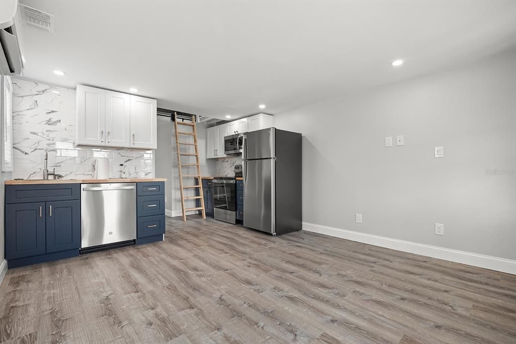 En Venta: $549,000 (0 camas, 0 baños, 1264 Pies cuadrados)