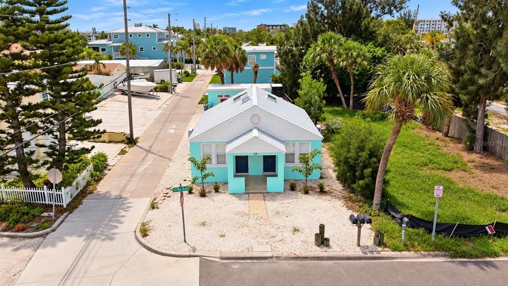 En Venta: $549,000 (0 camas, 0 baños, 1264 Pies cuadrados)