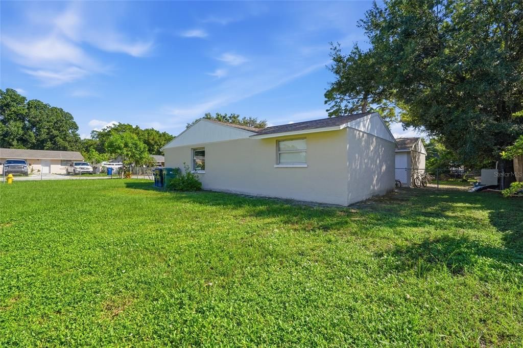 For Sale: $490,000 (6 beds, 0 baths, 1992 Square Feet)