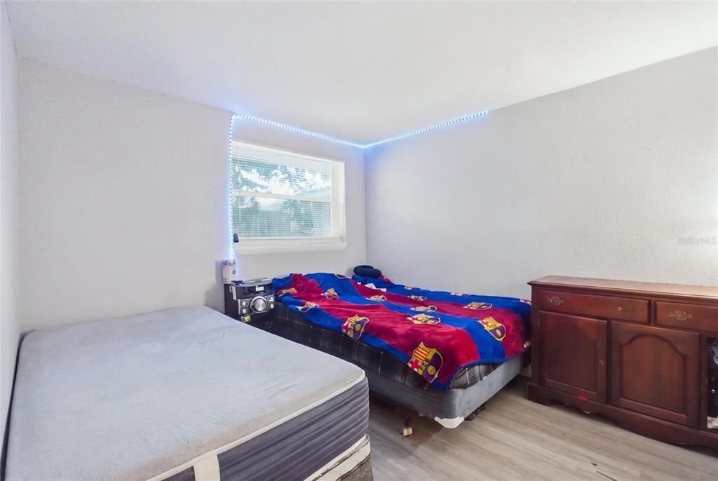 For Sale: $490,000 (6 beds, 0 baths, 1992 Square Feet)