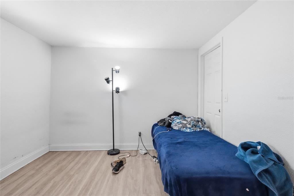 For Sale: $490,000 (6 beds, 0 baths, 1992 Square Feet)