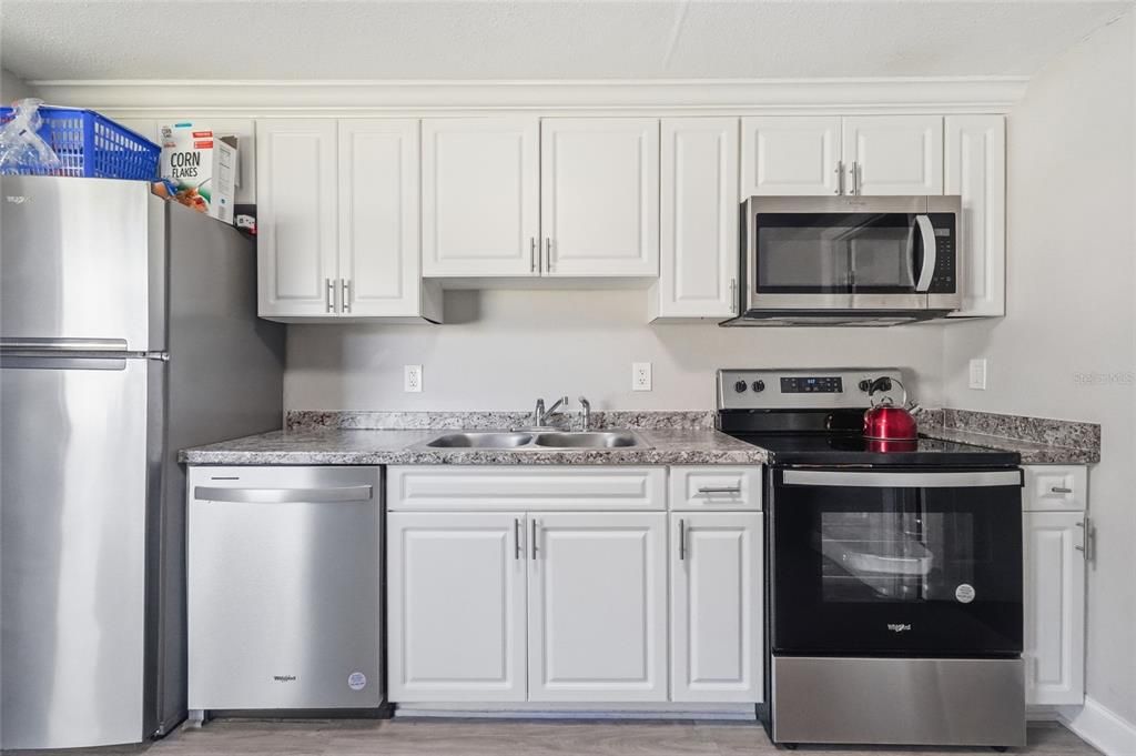 For Sale: $490,000 (6 beds, 0 baths, 1992 Square Feet)