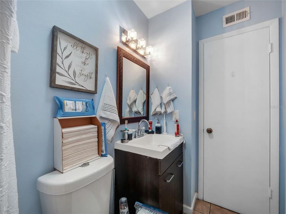 En Venta: $149,999 (2 camas, 2 baños, 860 Pies cuadrados)