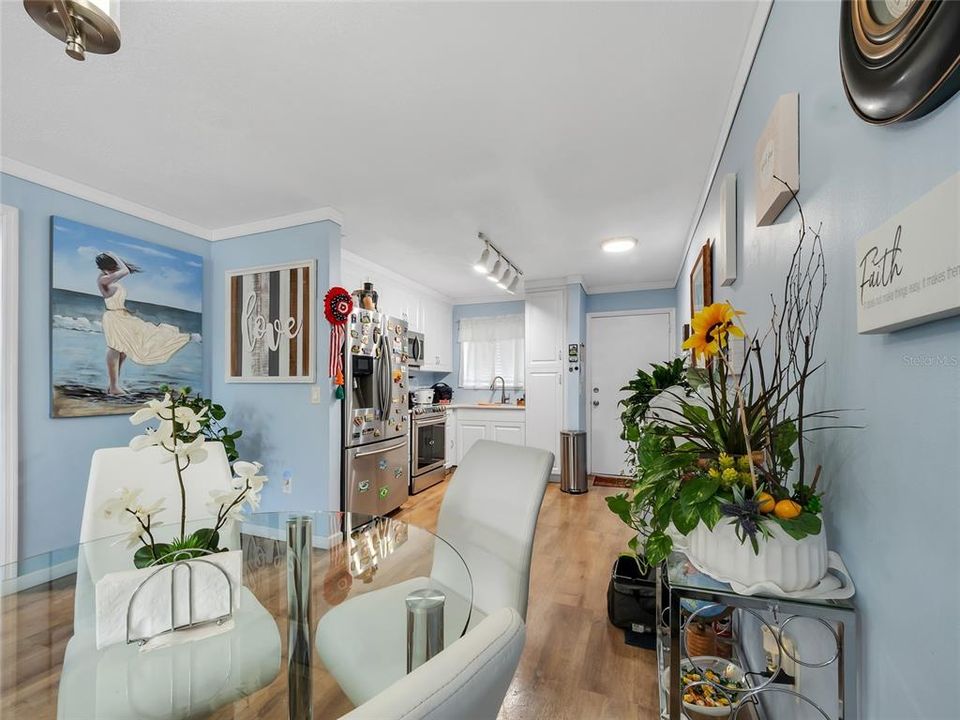 En Venta: $149,999 (2 camas, 2 baños, 860 Pies cuadrados)