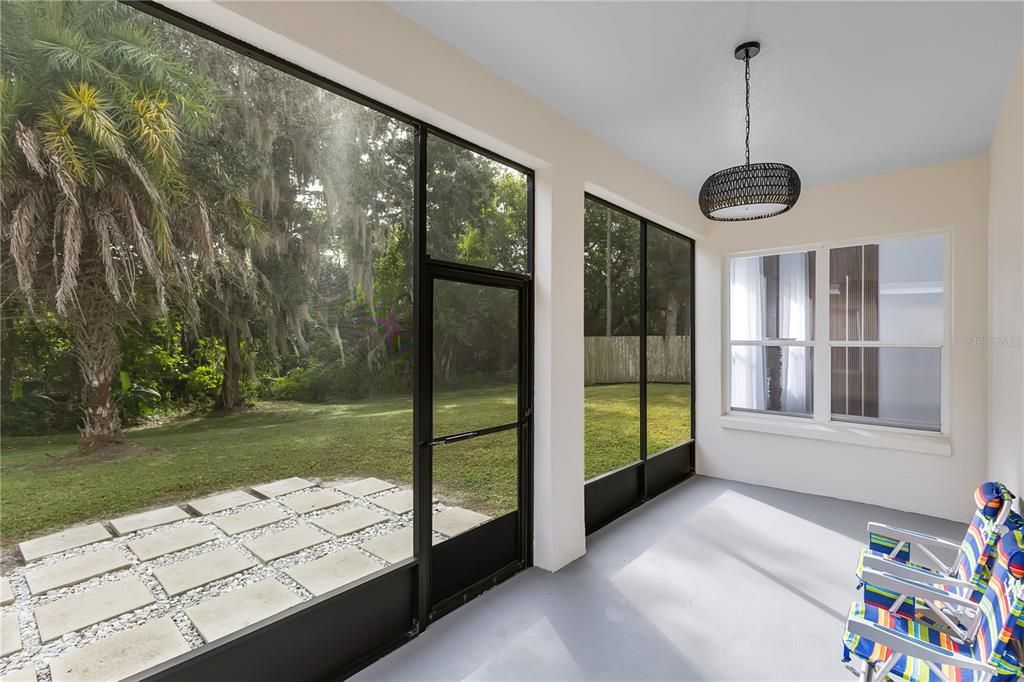 En Venta: $529,900 (4 camas, 3 baños, 2720 Pies cuadrados)