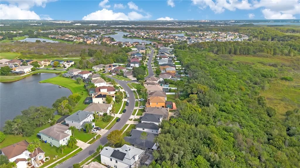 En Venta: $529,900 (4 camas, 3 baños, 2720 Pies cuadrados)