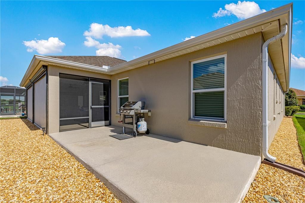 Activo con contrato: $575,000 (3 camas, 2 baños, 1968 Pies cuadrados)