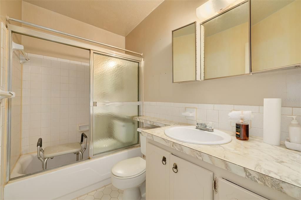 En Venta: $145,000 (2 camas, 1 baños, 1295 Pies cuadrados)